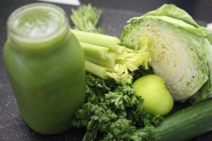 nutritious smoothies - apple green celery smoothie